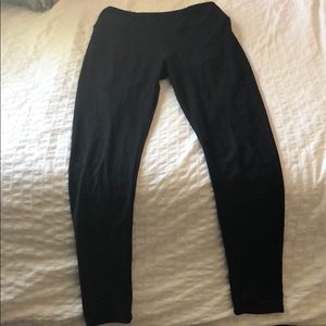 All black Lula Roe OS leggings